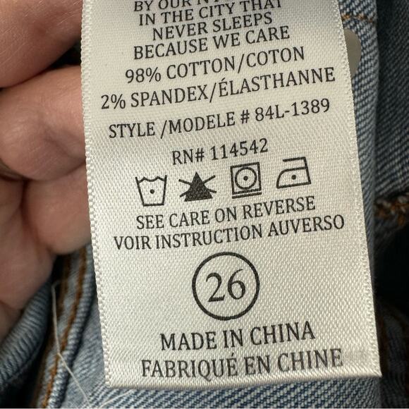 Blank NYC Cosmic High Flare Leg Jeans Light Wash Pockets Low Rise Retro Size 26 - Picture 9 of 10